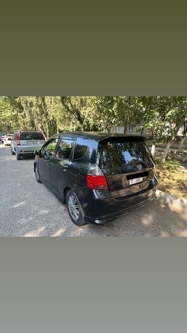 полик 5 д: Honda Fit: 2003 г., 1.5 л, Автоматтык, Бензин, Хетчбек