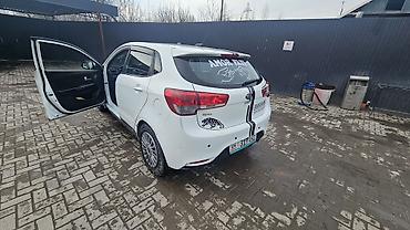 Kia: Kia Rio: 2017 г., 1.6 л, Автомат, Бензин, Хэтчбэк — 2
