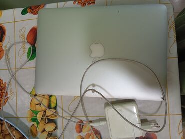 ipod touch 4 купить: Ноутбук, Apple, Б/у