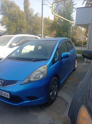 цены на авто: Honda Fit: 2008 г., 1.5 л, Типтроник, Бензин, Пикап