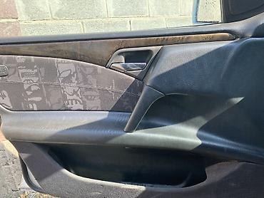 merce: Mercedes-Benz E-Class: 1997 г., 4.3 л, Автомат, Бензин, Седан — 10