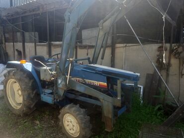 экскаватор трактор: Продаю!!! 7500$ в комплекте ковш и фреза!