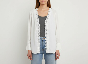 bluzki z dużym dekoltem plus size: Жіноча блуза, розмір M