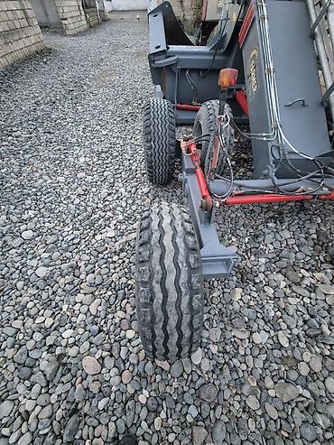 Qoşqular: FARMER markalı qoşulan ön yükləyici (traktor üçün) - Traktor arxasına — 17