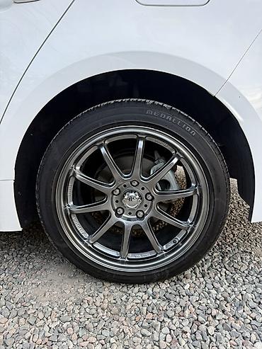 corolla 2016: Toyota Corolla: 2023 г., Гибрид, Седан — 9