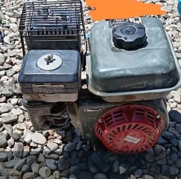 Прицепы: Motoblok Motoru. Sadəcə kolsolari deyişmey lazimdir. 50 azn. Köhnə