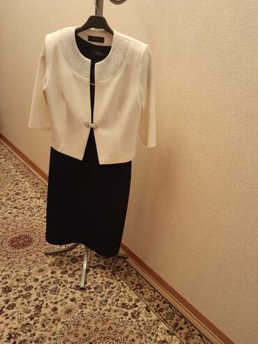 Kokteyl donlar: Новое платье (темно-синего цвета) с пиджаком. Размер 46-48. Рукав три — 5