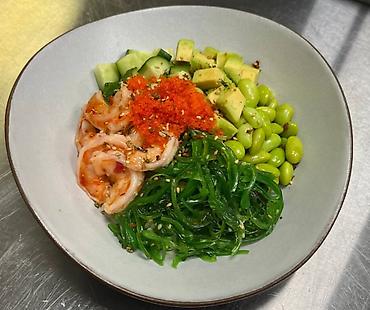 Повара: Повар Сушист. Больше 6 лет опыта at lalafo.kg — 32 Повара: Повар Сушист. Больше 6 лет опыта — 32