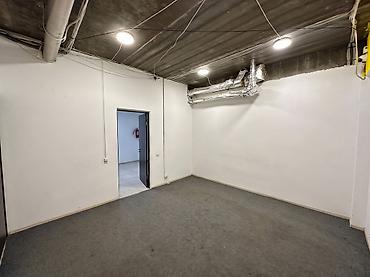 24: Помещение в аренду 430 м² — Московская / Манаса (Белинка). Цоколь с — 2