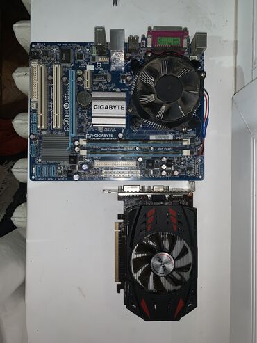 поко х4 про 5 ж: Материнская плата, Gigabyte, LGA775, Для ПК