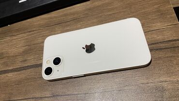 Riyaziyyat: IPhone 13, Ağ