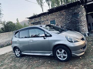 Honda: Honda Fit: 2004 г., 1.5 л, Автомат, Бензин, Хэтчбэк — 4
