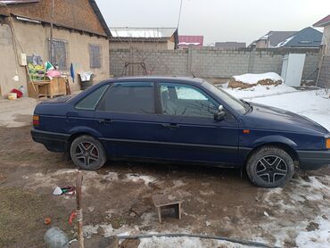 Volkswagen: Volkswagen Passat: 1992 г., 1.8 л, Механика, Бензин, Седан — 10
