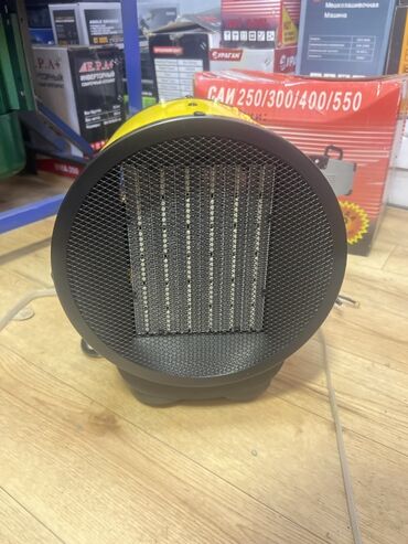 электрический обогреватели: Жылуулук желдеткичтери Полго коюулуучу, Керамикалык, 2000 Вт ашык