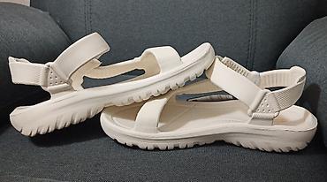 bata usce: Skejt/trek sandale Sprandi – bele, nove,nikad nosene 42. Izlivene od — 8