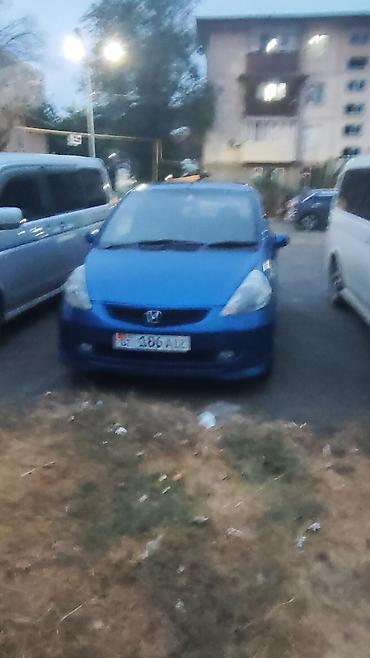 Honda: Honda Fit: 2003 г., 1.5 л, Автомат, Бензин, Хэтчбэк — 2
