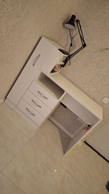 шафран диет оригинал: İşlənmiş, Manikür üçün masa, Güzgüsüz