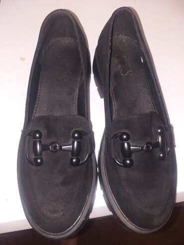 nenosene l: Loafers, 37