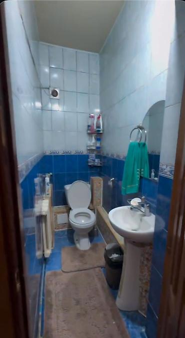 Продажа коттеджей и домов: Дом в центре. Земельный участок 4 сотки. - Кирпичный одноэтажный дом — 6