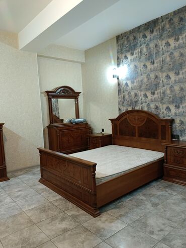 Uzunmüddətli kirayə mənzillər: Uzunmüddətli kirayə mənzil – tam mebellə - Geniş və işıqlı otaq — 2