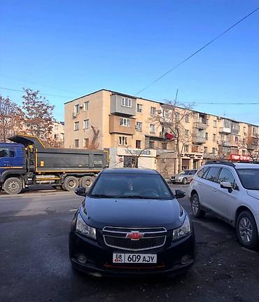 spark 2017: Chevrolet Cruze: 2009 г., Седан — 1