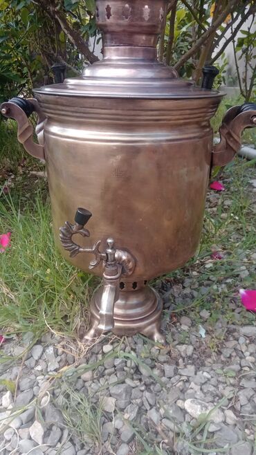 Samovarlar: Samovar, Ünvandan götürmə