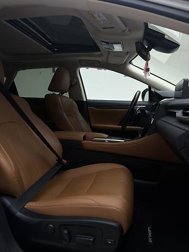 Lexus: Lexus RX: 2021 г., 3.5 л, Гибрид, Кроссовер — 10