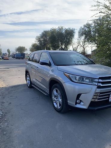 low ll: Toyota Highlander: 2018 г., 3.5 л, Автомат, Бензин, Кроссовер — 2