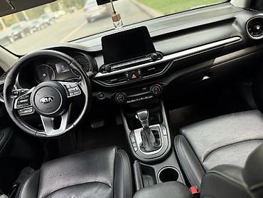 Kia: Kia K3: 2019 г., 1.6 л, Вариатор, Бензин, Седан — 7