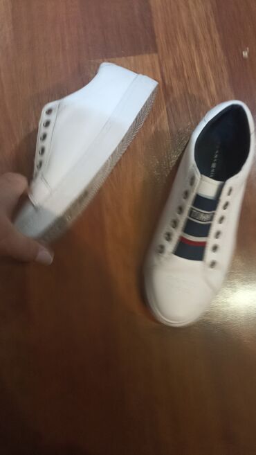 Makasin və loferlər: Tommy Hilfiger, Ölçü: 38, rəng - Ağ, İşlənmiş — 4