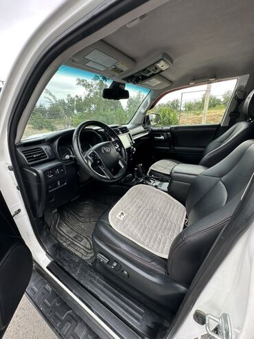 Toyota: Toyota 4Runner: 2020 г., 4 л, Автомат, Бензин, Внедорожник — 10