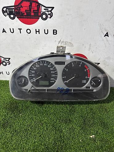 240: Щиток приборов для Mitsubishi Carisma 1.9, год выпуска 2003 (б/у) — 1