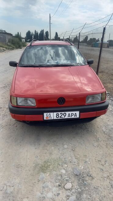 купить машину в рассрочку бишкек: Volkswagen Passat: 1992 г., 1.8 л, Механика, Бензин, Универсал