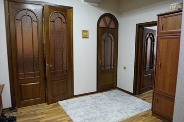квартира часный дом: 5 и более комнат, 230 м², Элитка, 5 этаж, Косметический ремонт
