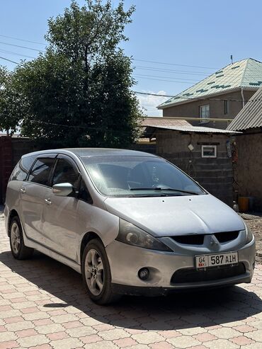 mitsubishi минивэн: Mitsubishi Grandis: 2004 г., 2.4 л, Автомат, Газ, Минивэн