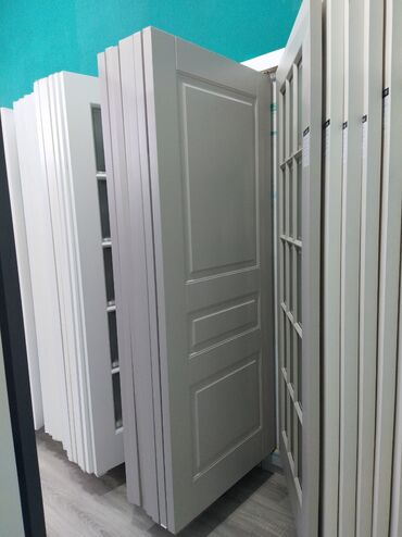 hamam qapsi: Ağ rəngli interyer qapıları - Klassik panelli dizayn və modern xətli at lalafo.az hamam qapsi: Ağ rəngli interyer qapıları - Klassik panelli dizayn və modern xətli