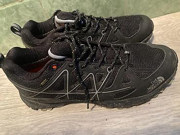 Кроссовки и спортивная обувь: Мужские кроссовки, 44, The North Face, Б/у, цвет - Черный — 1