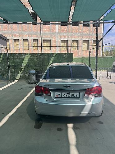 шевролет спарк: Chevrolet Cruze: 2011 г., Автомат, Бензин, Седан — 2