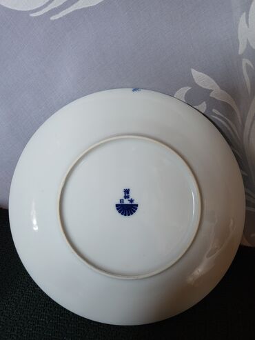 Kuhinjski setovi: Japanski porcelanski tanjiri,rucno oslikani 1950g+. Japanski desertni — 7