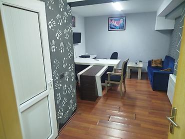 kompüter masa: Ofis mebeli dəsti - Rəhbər masası: geniş iş səthi, ağ rəngdə üst — 3