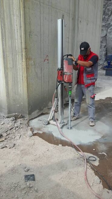 Beton işləri: #Betonkesme #betondeşmə Beton kubik kərpic - dən kəsim deşim — 7