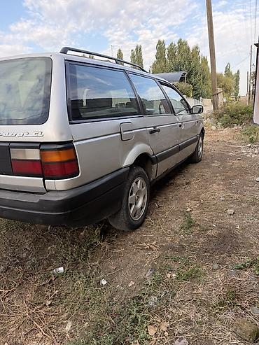 Volkswagen: Volkswagen Passat Variant: 1991 г., 1.8 л, Кол менен иштөөчү, Бензин, Универсал — 4