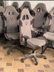 компьютерый стол: Продаю игровые кресла для компьютера