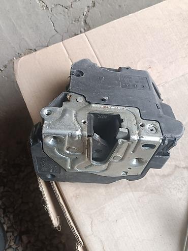 Digər avtomobil ehtiyat hissələri: W203 ehtiyyat hissələri — 7