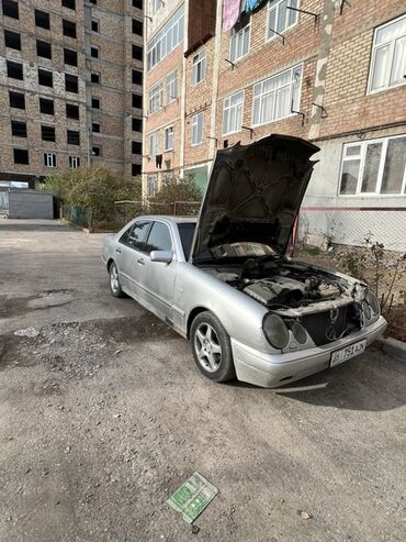 шины 155 70 13: Mercedes-Benz E-Class: 1997 г., 2.4 л, Автомат, Бензин, Седан