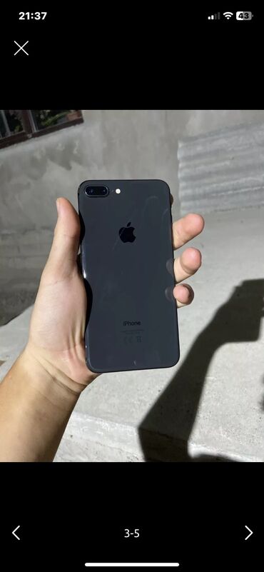 Apple iPhone: IPhone 8 Plus, Б/у, 64 ГБ, Черный, Зарядное устройство, 77 %