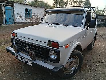 ВАЗ (ЛАДА): ВАЗ (ЛАДА) 4x4 Niva: 2001 г., 1.7 л, Кол менен иштөөчү — 5