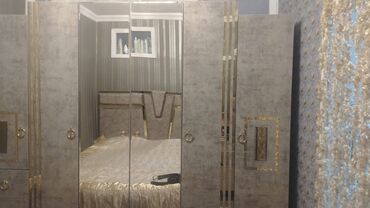 Yataq otağı dəstləri: Yataq otağı mebel dəsti - Rəng və dizayn: Boz-mərmər teksturalı səth — 9