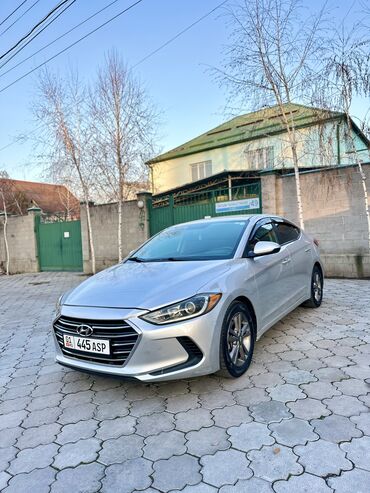 мини гелик: Hyundai Elantra: 2017 г., 2 л, Автомат, Бензин, Седан