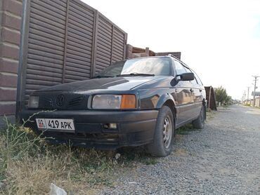 235 70 r16 летняя резина: Volkswagen Passat: 1993 г., 1.8 л, Механика, Бензин, Универсал